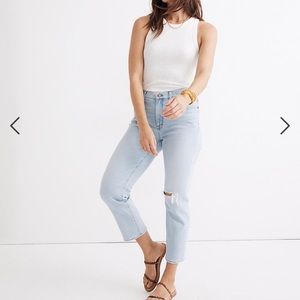 Madewell Mid-Rise Classic Straight Jeans Wellingford Wash Knee-Rip Edition 26